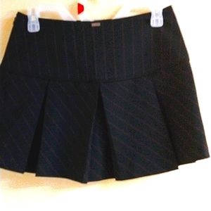 Guess brand, size 24, black/pink pinstripe mini skirt